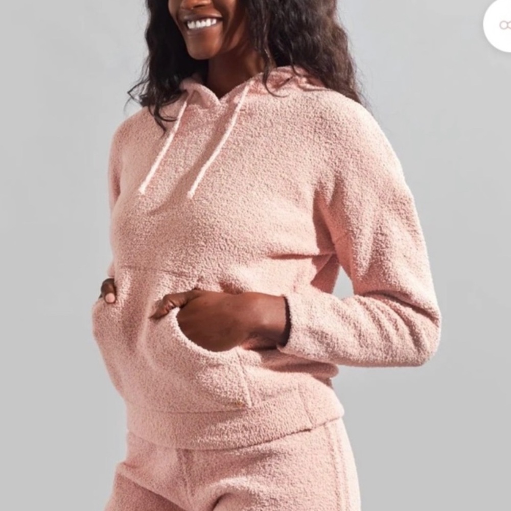 Buffbunny Collection Pink Loop yarn Hoodie (extremely comfortable) - size M